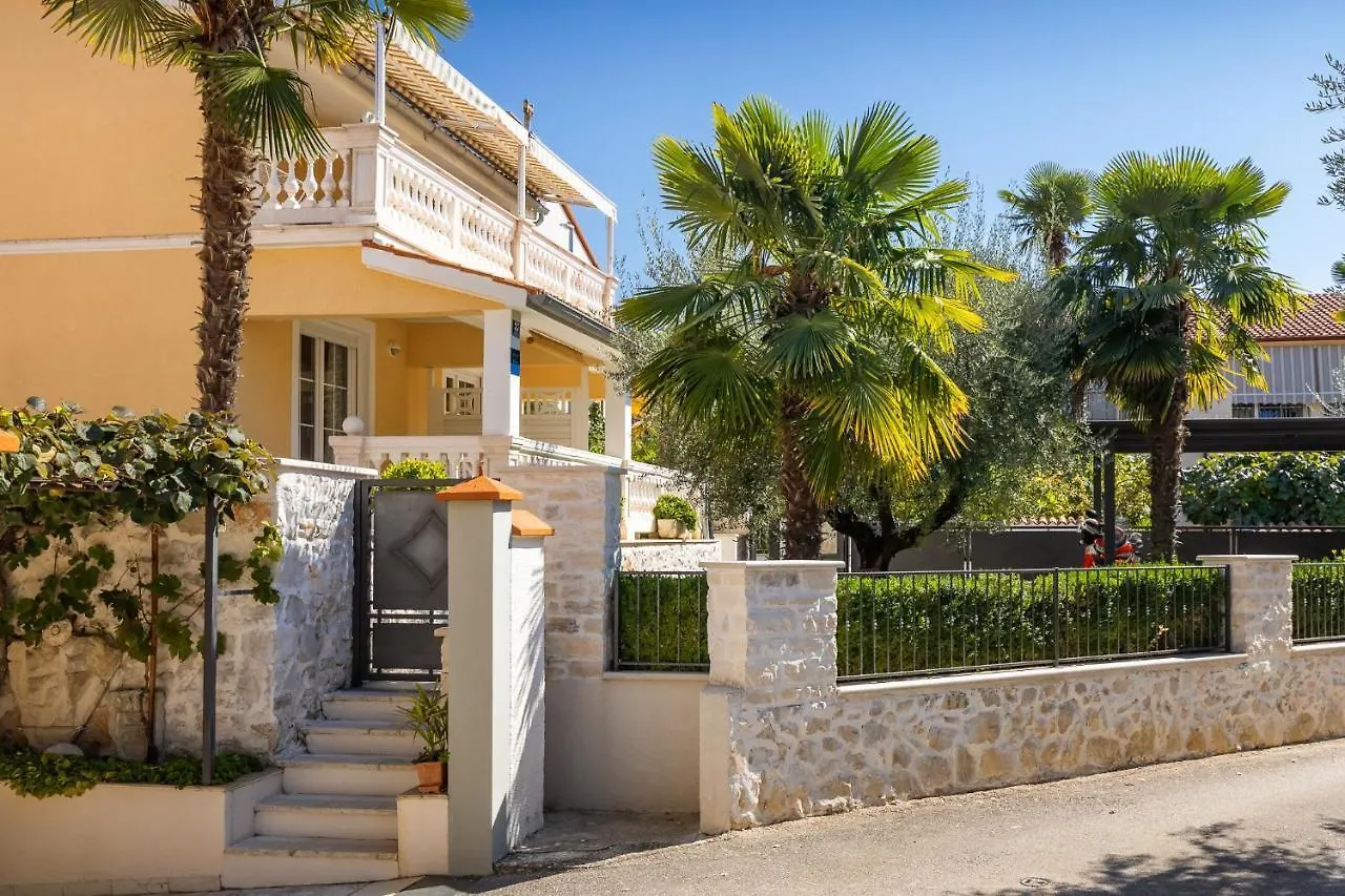 Villa Opatic Poreč 0*,